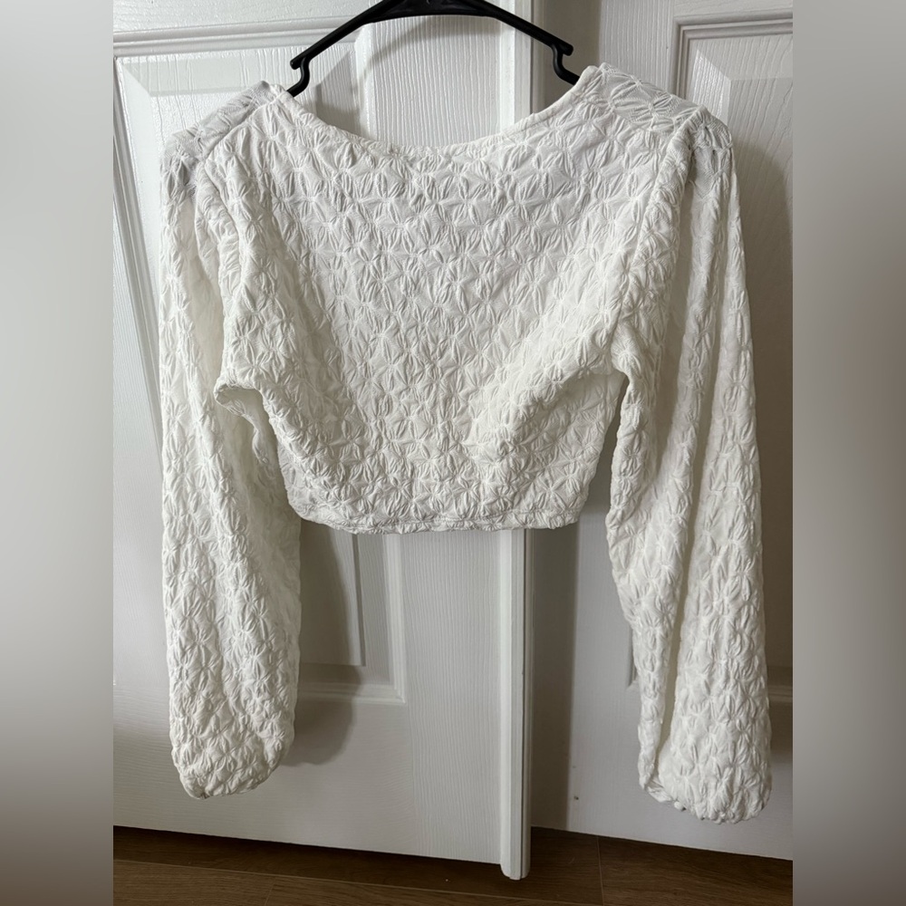 Zara Cream Textured Women's Blouse - Picture 4 of 4